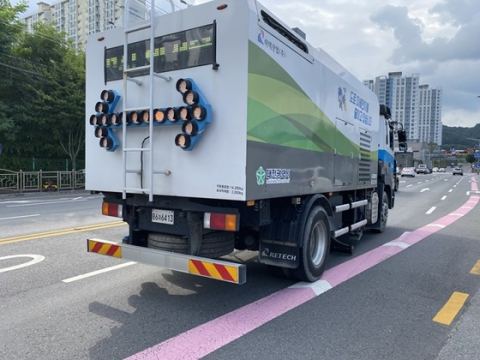 대전시 '먼지 먹는 하마' 분진흡입차 10대 상시 운영…연간 60.1톤 먼지 수거