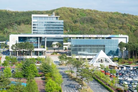 천안 '하늘그린 수신멜론' 카카오메이커스 첫 입점·아우내오이 B마트 판촉…온라인 신규 소비층 공략