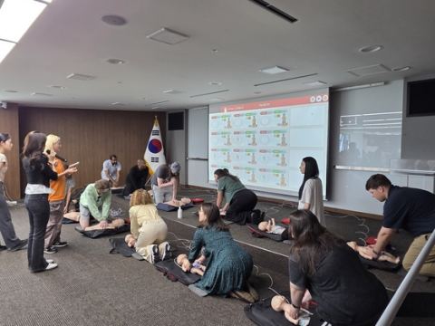 세종시, 어린이 이용시설 종사자 210명 안전교육…VR·AR 응급상황 체험·영어 동시통역 제공