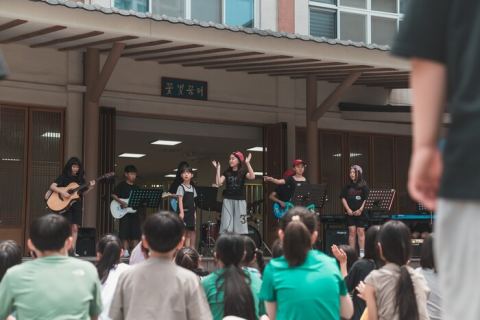 아산 배방초 밴드부 '대일밴드', 점심시간 힐링 콘서트로 전교생과 음악으로 하나 돼