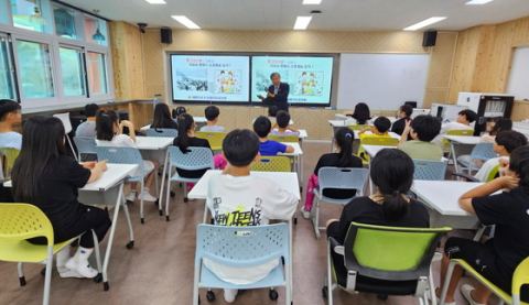 공주 6·25참전유공자회, 탄천초 학생들에게 전쟁 역사 바로알리기 교육