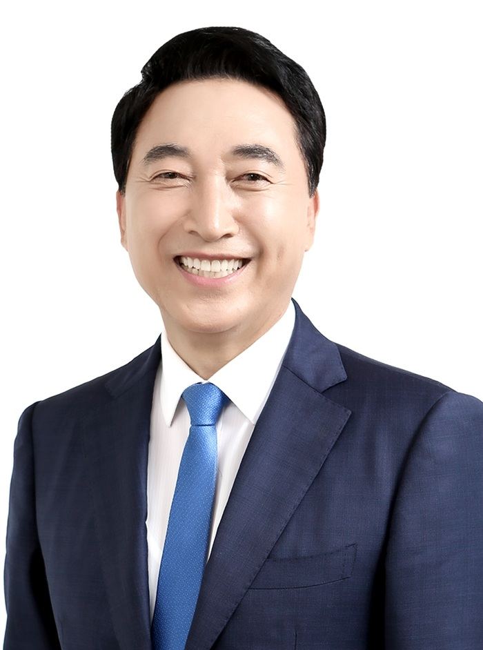 충남도지사, '충효예 충청정신 실천'으로 열린 소통 행정 추진