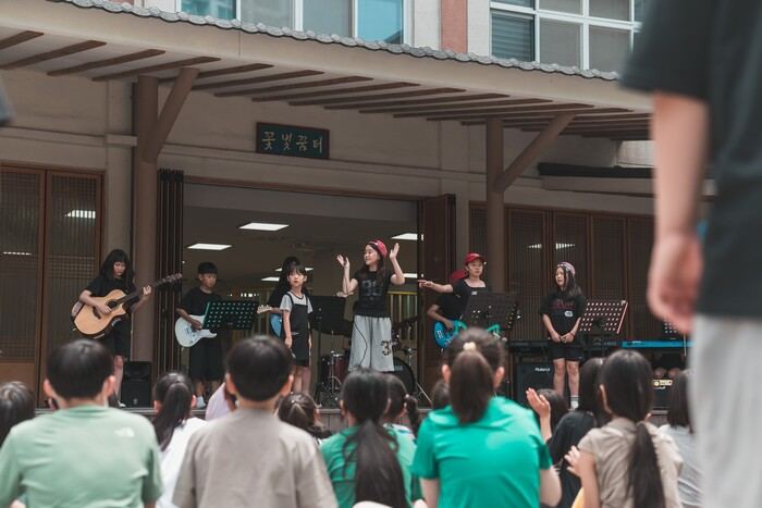 배방초등학교, 점심시간 힐링 콘서트 성황리에 개최